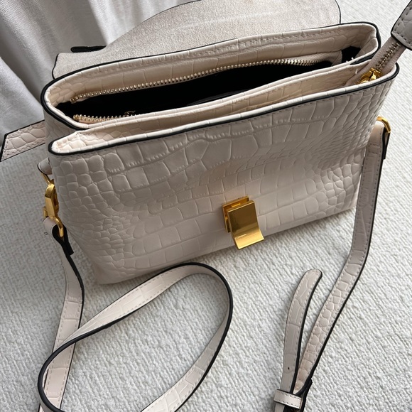 Place Vendôme Paris Leather Bag - Picture 3 of 7